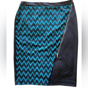 Worthington Pencil Skirt With Assymetrical Zipper Detail Size 16